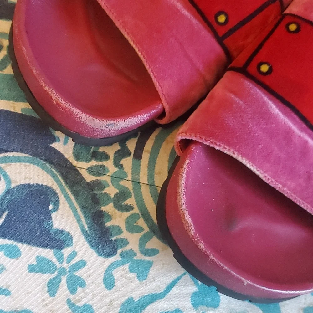 Authentic Prada sandals - Picture 6 of 9